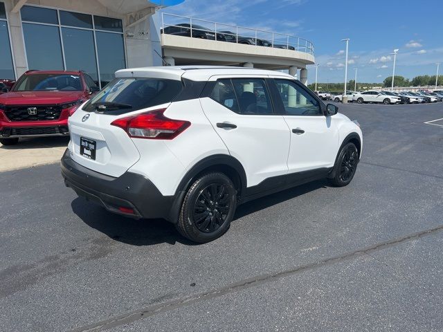 2020 Nissan Kicks S