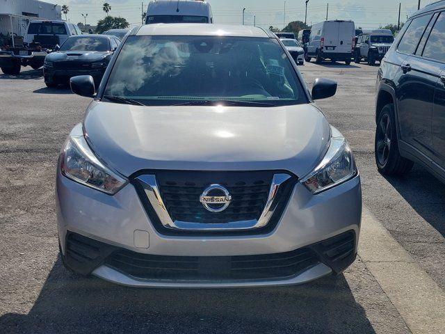 2020 Nissan Kicks S