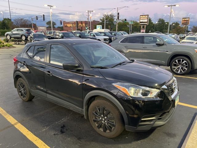 2020 Nissan Kicks S