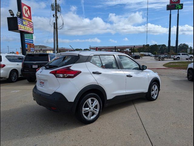 2020 Nissan Kicks S