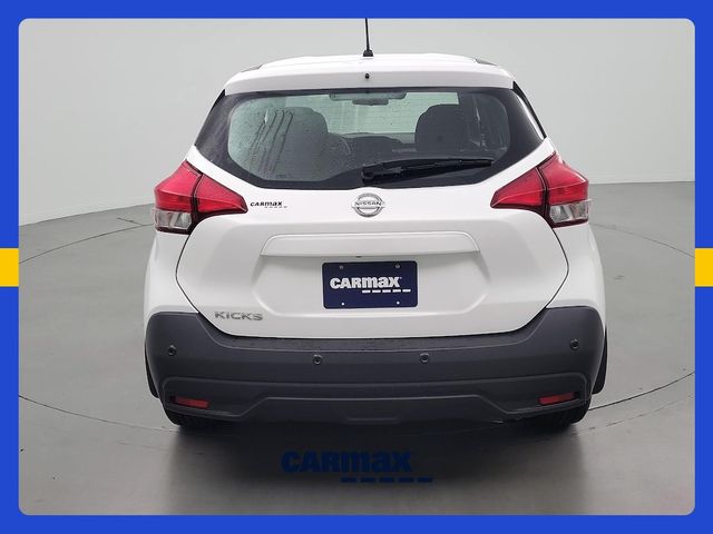 2020 Nissan Kicks S