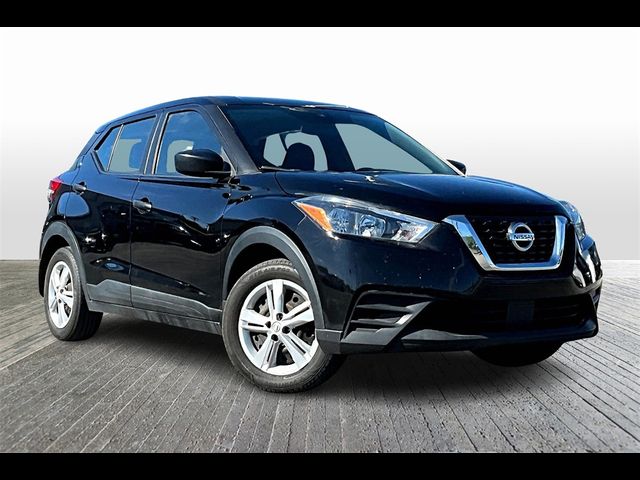 2020 Nissan Kicks S