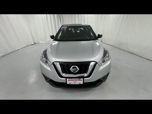 2020 Nissan Kicks S