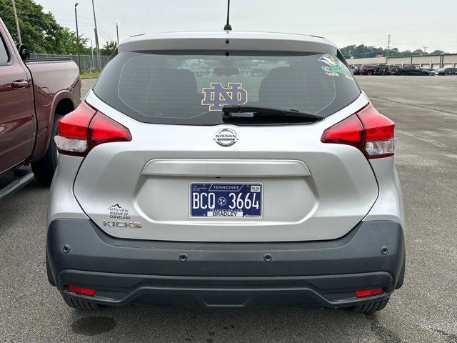2020 Nissan Kicks S