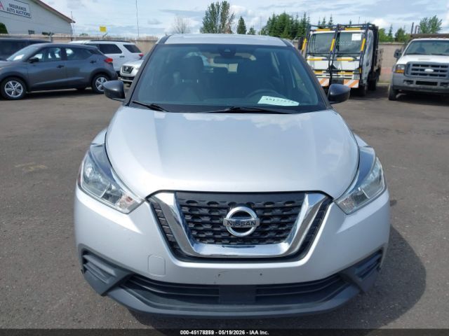 2020 Nissan Kicks S