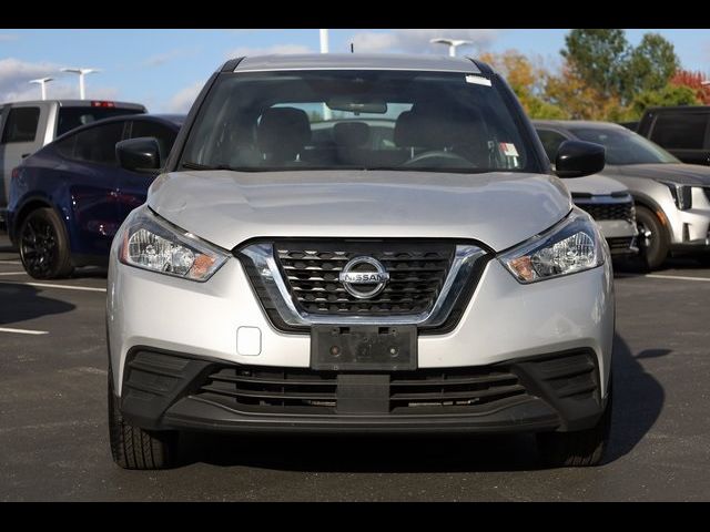 2020 Nissan Kicks S