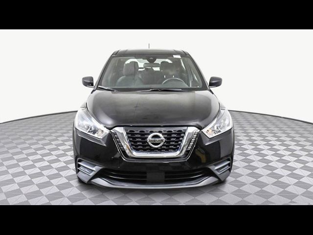 2020 Nissan Kicks S