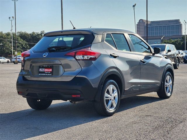 2020 Nissan Kicks S