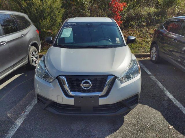 2020 Nissan Kicks S