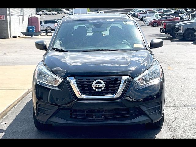 2020 Nissan Kicks S