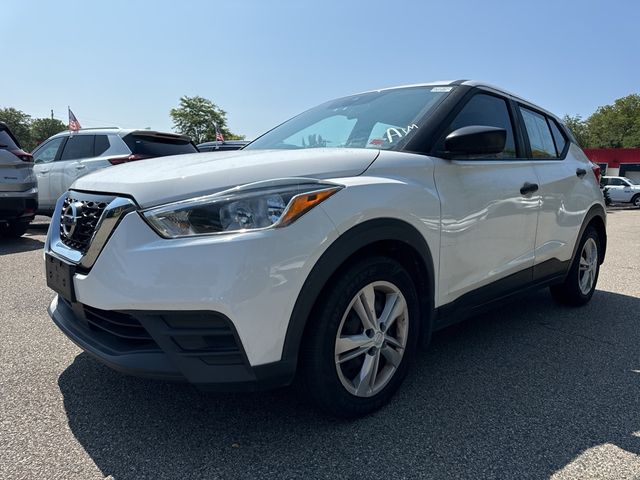 2020 Nissan Kicks S