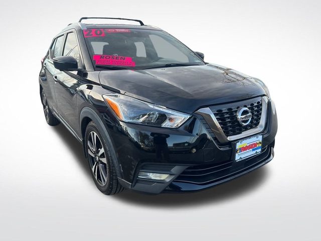 2020 Nissan Kicks SR