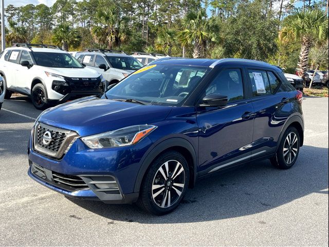 2020 Nissan Kicks SR