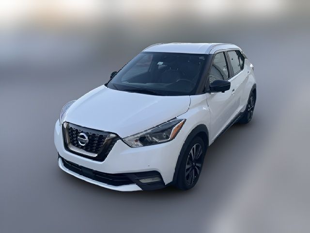 2020 Nissan Kicks SR