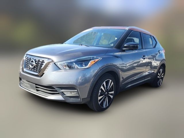 2020 Nissan Kicks SR