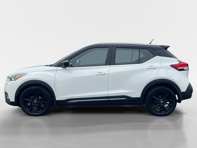2020 Nissan Kicks SR