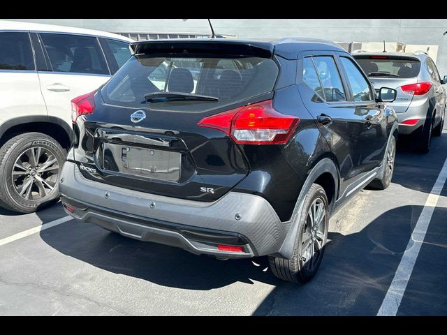 2020 Nissan Kicks SR