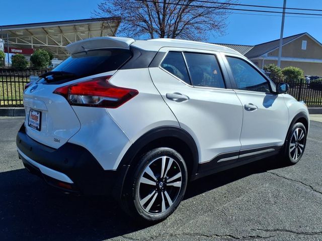 2020 Nissan Kicks SR