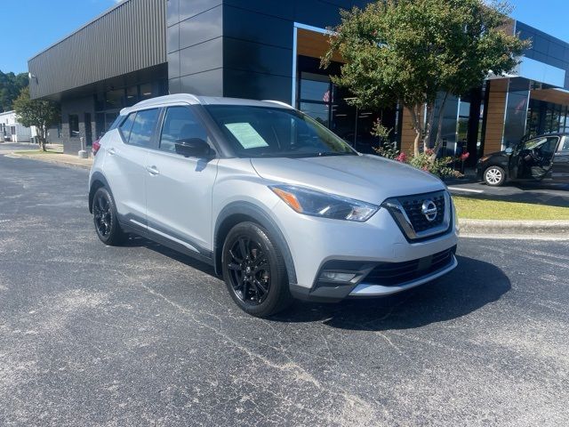 2020 Nissan Kicks SR