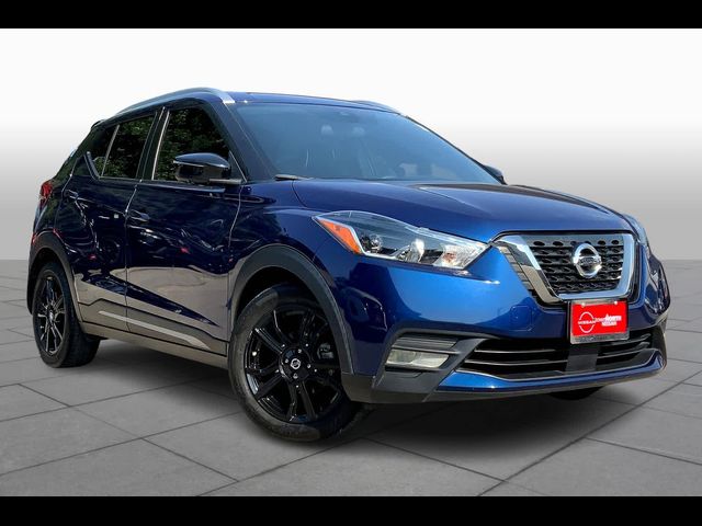 2020 Nissan Kicks SR