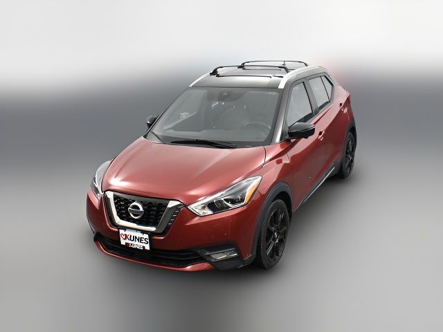 2020 Nissan Kicks SR