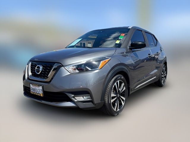 2020 Nissan Kicks SR