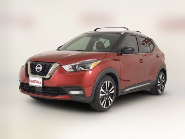 2020 Nissan Kicks SR