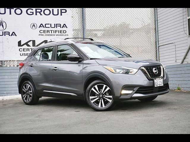 2020 Nissan Kicks SR