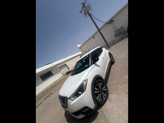 2020 Nissan Kicks SR