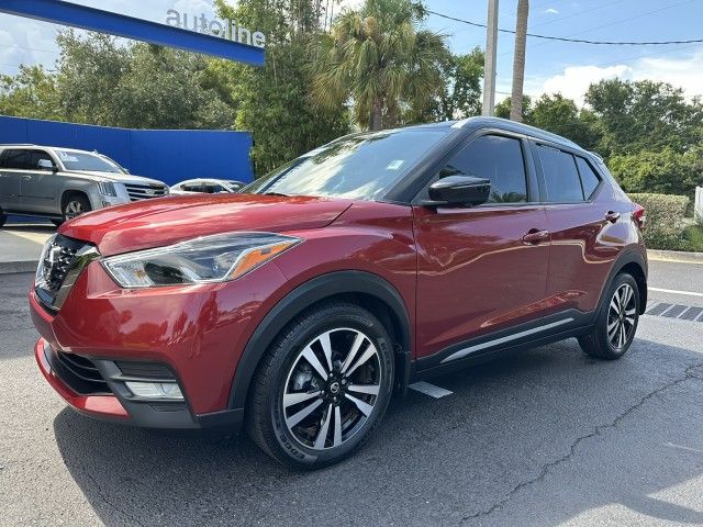 2020 Nissan Kicks SR