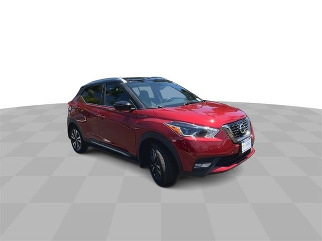 2020 Nissan Kicks SR