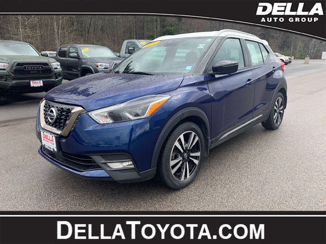 2020 Nissan Kicks SR