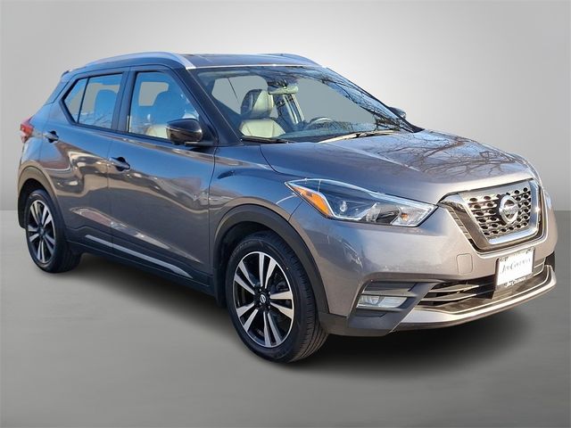 2020 Nissan Kicks SR