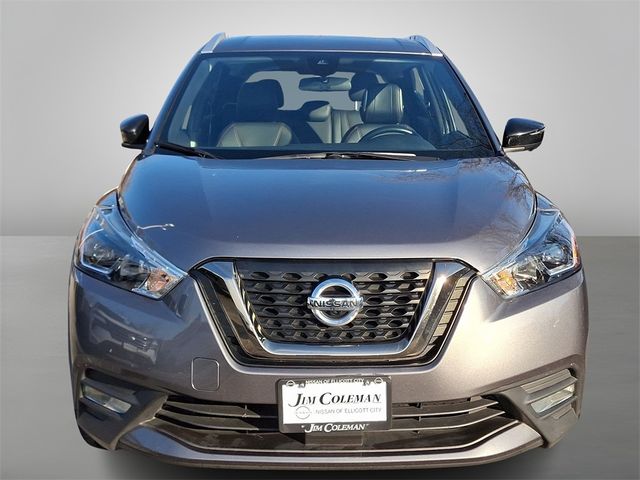 2020 Nissan Kicks SR