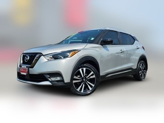 2020 Nissan Kicks SR
