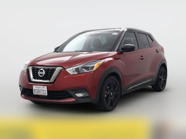 2020 Nissan Kicks SR