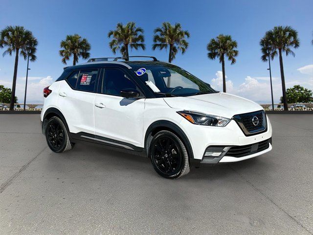 2020 Nissan Kicks SR