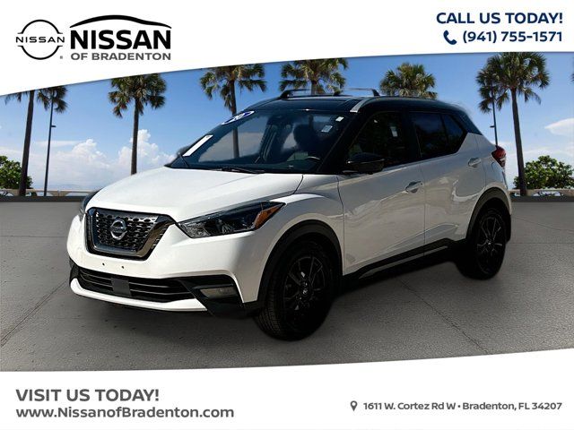 2020 Nissan Kicks SR