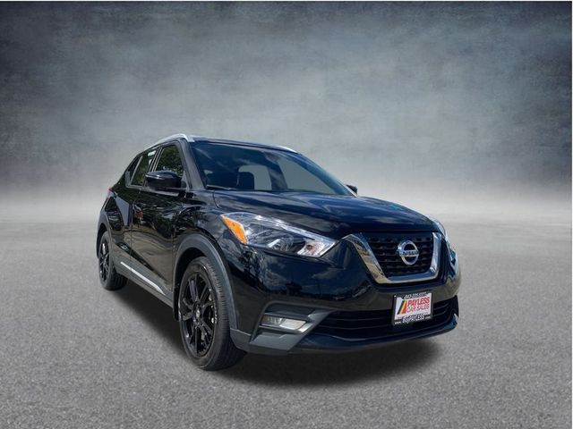 2020 Nissan Kicks SR