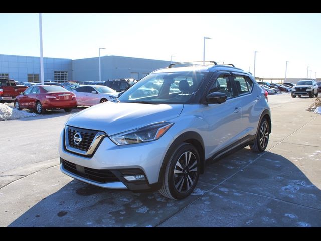 2020 Nissan Kicks SR