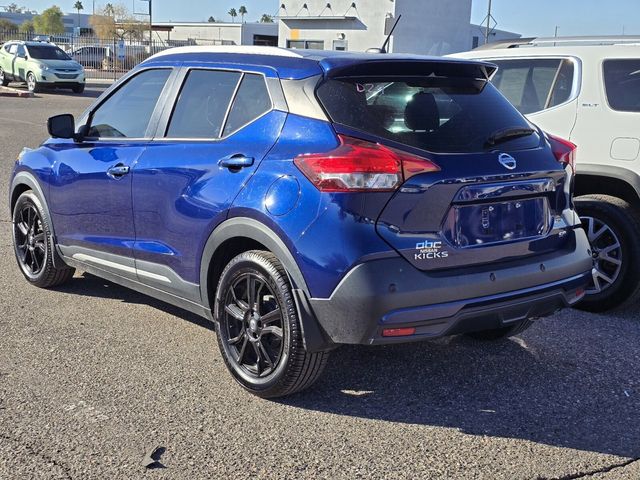 2020 Nissan Kicks SR