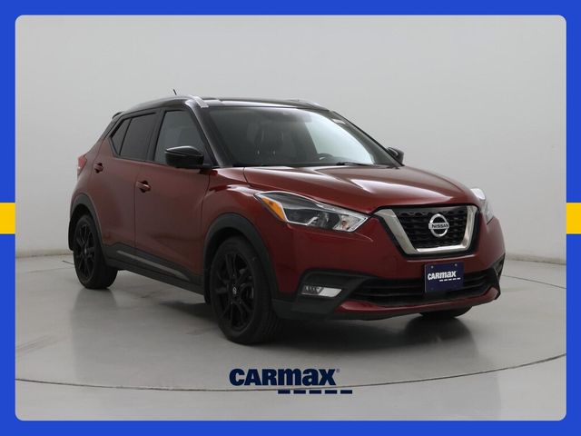 2020 Nissan Kicks SR