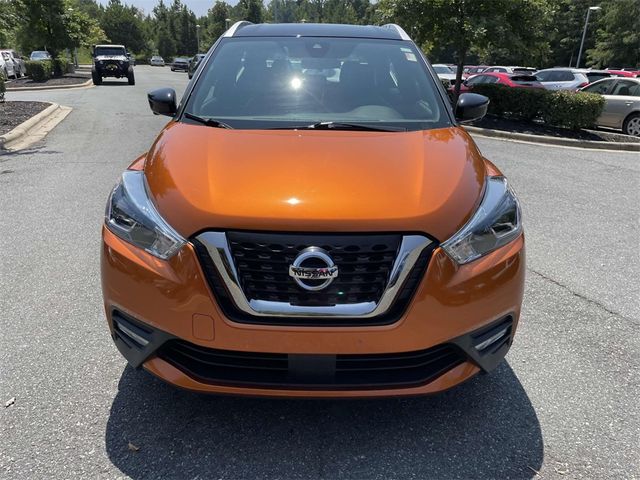 2020 Nissan Kicks SR