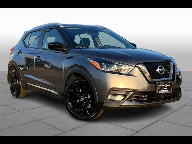 2020 Nissan Kicks SR