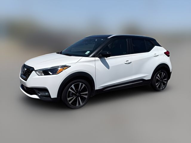 2020 Nissan Kicks SR