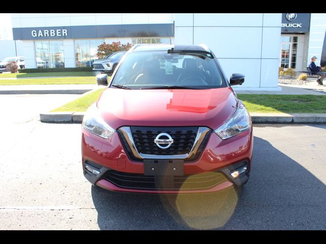 2020 Nissan Kicks SR