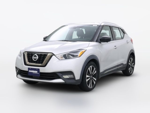 2020 Nissan Kicks SR