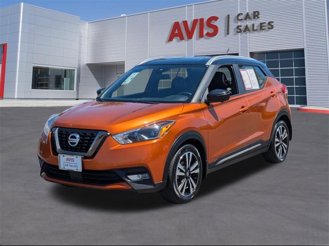 2020 Nissan Kicks SR