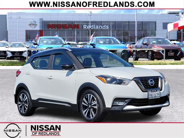 2020 Nissan Kicks SR