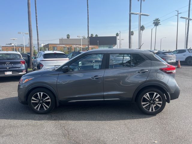 2020 Nissan Kicks SR